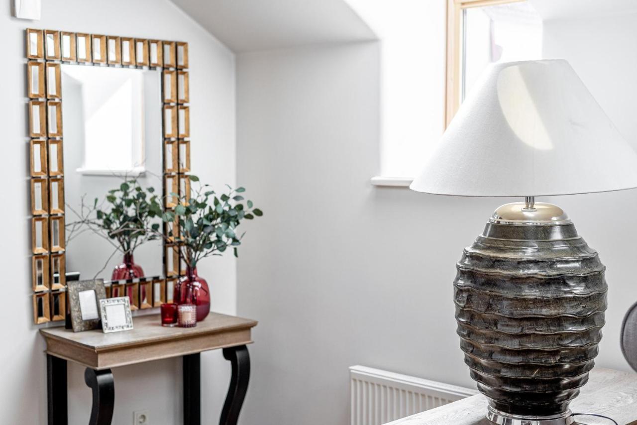 Luxury Gaono In Old Town Apartment Vilnius Ngoại thất bức ảnh