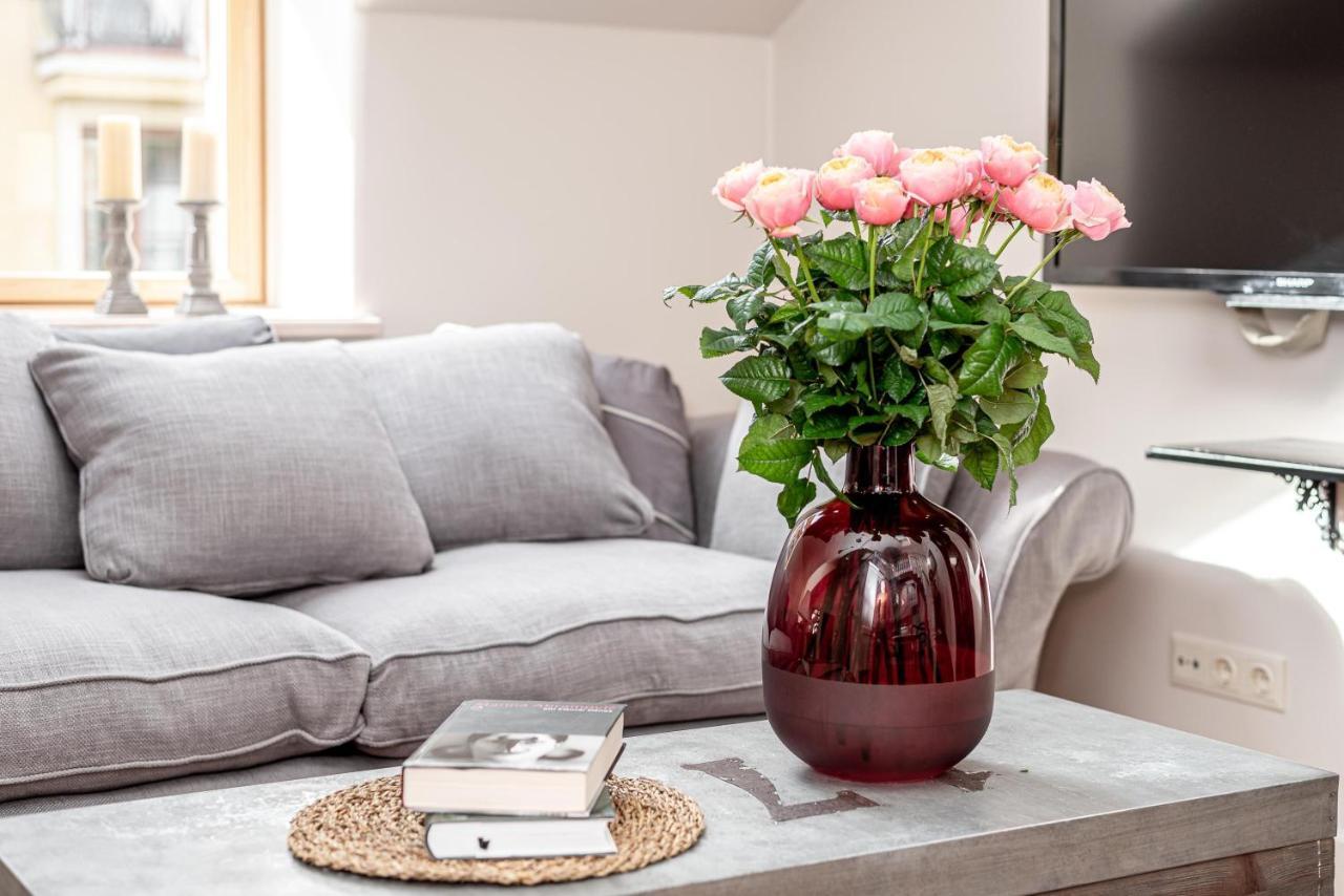 Luxury Gaono In Old Town Apartment Vilnius Ngoại thất bức ảnh